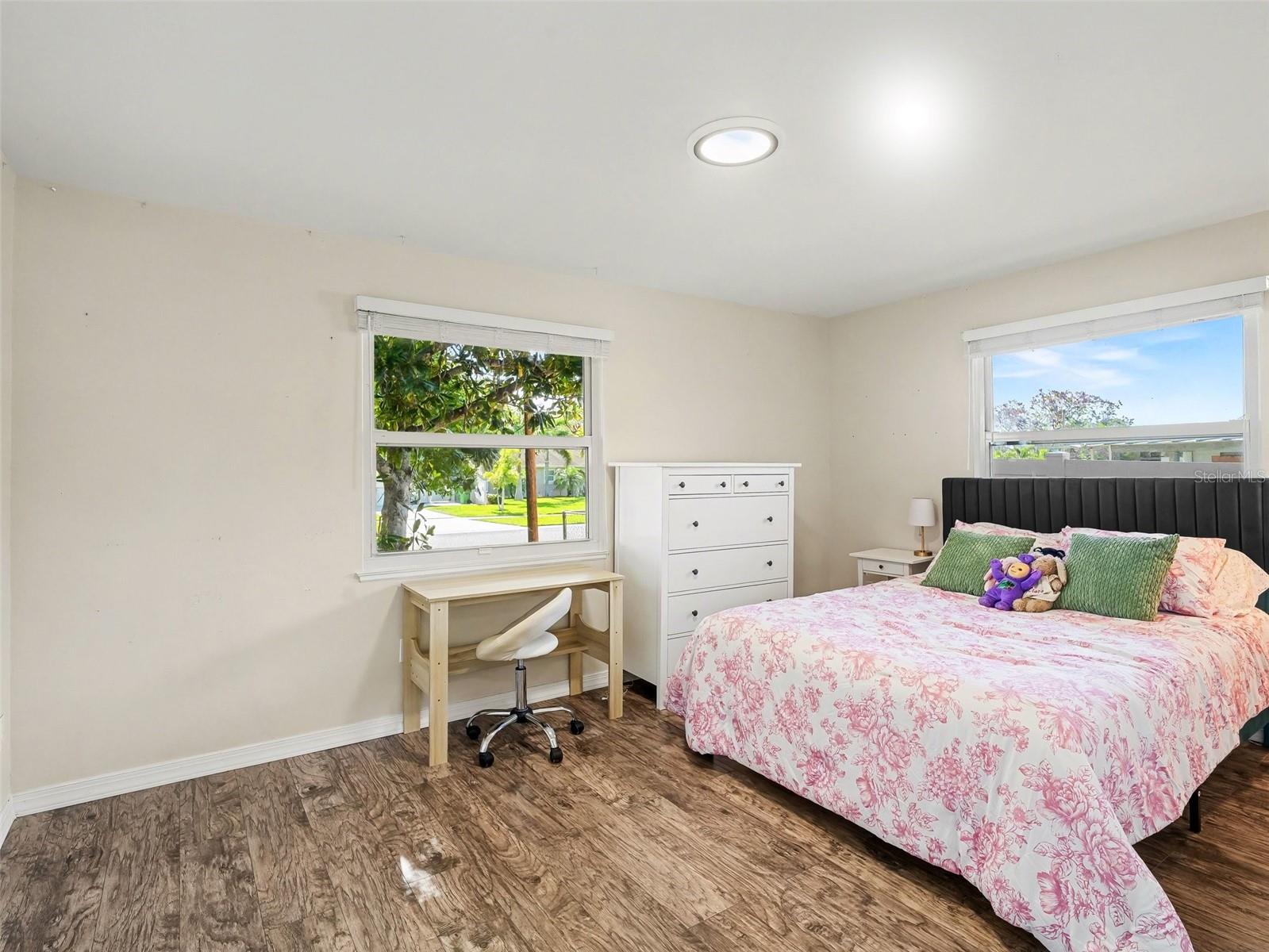 Image 29 of 56 For 704 Lockwood Ridge Road