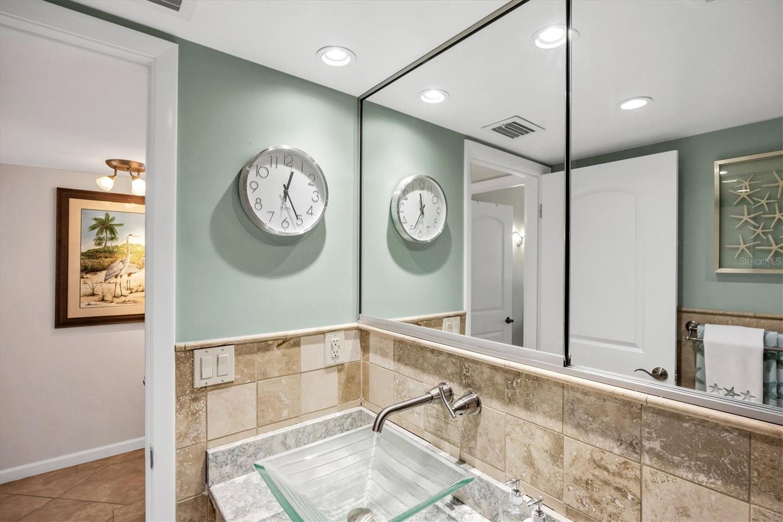 Image 29 of 50 For 4485 Gulf Of Mexico Drive 804