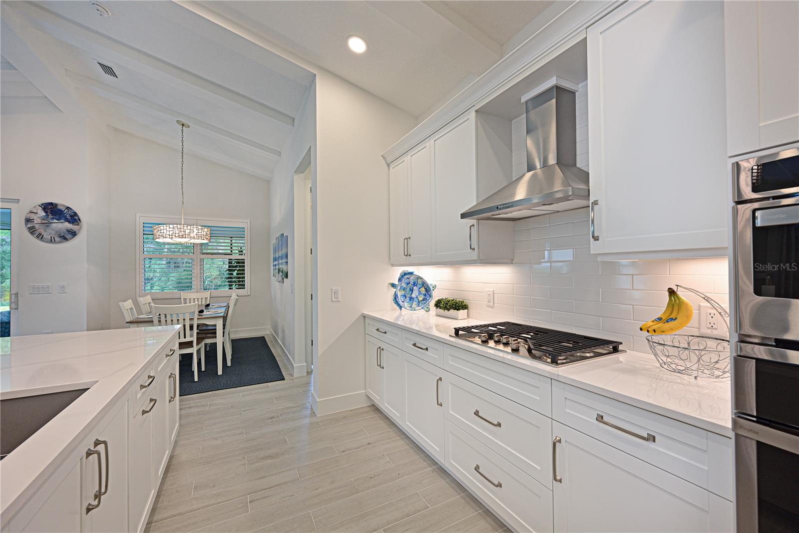 Image 15 of 68 For 8084 Slipway Drive