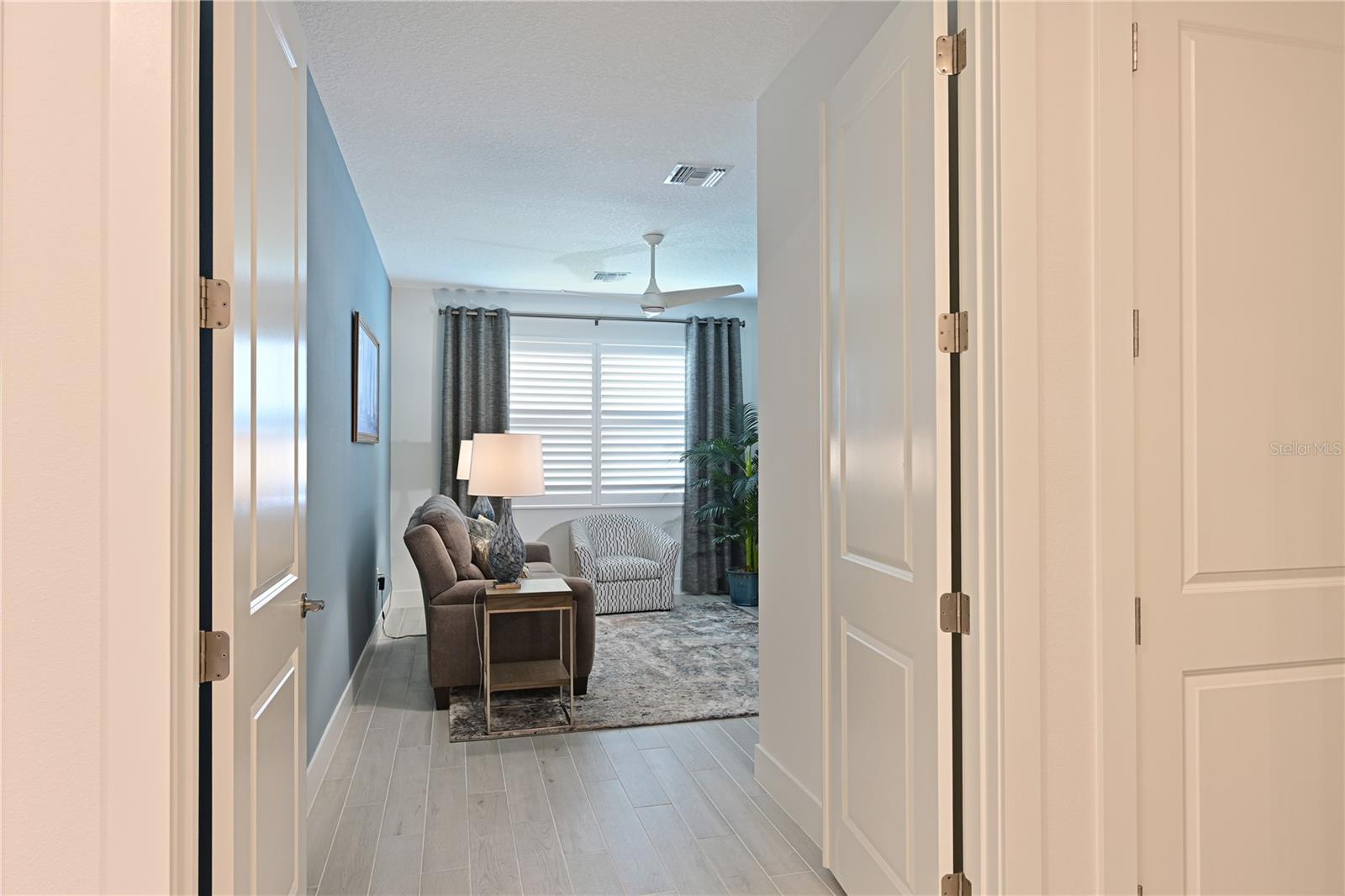 Image 18 of 68 For 8084 Slipway Drive