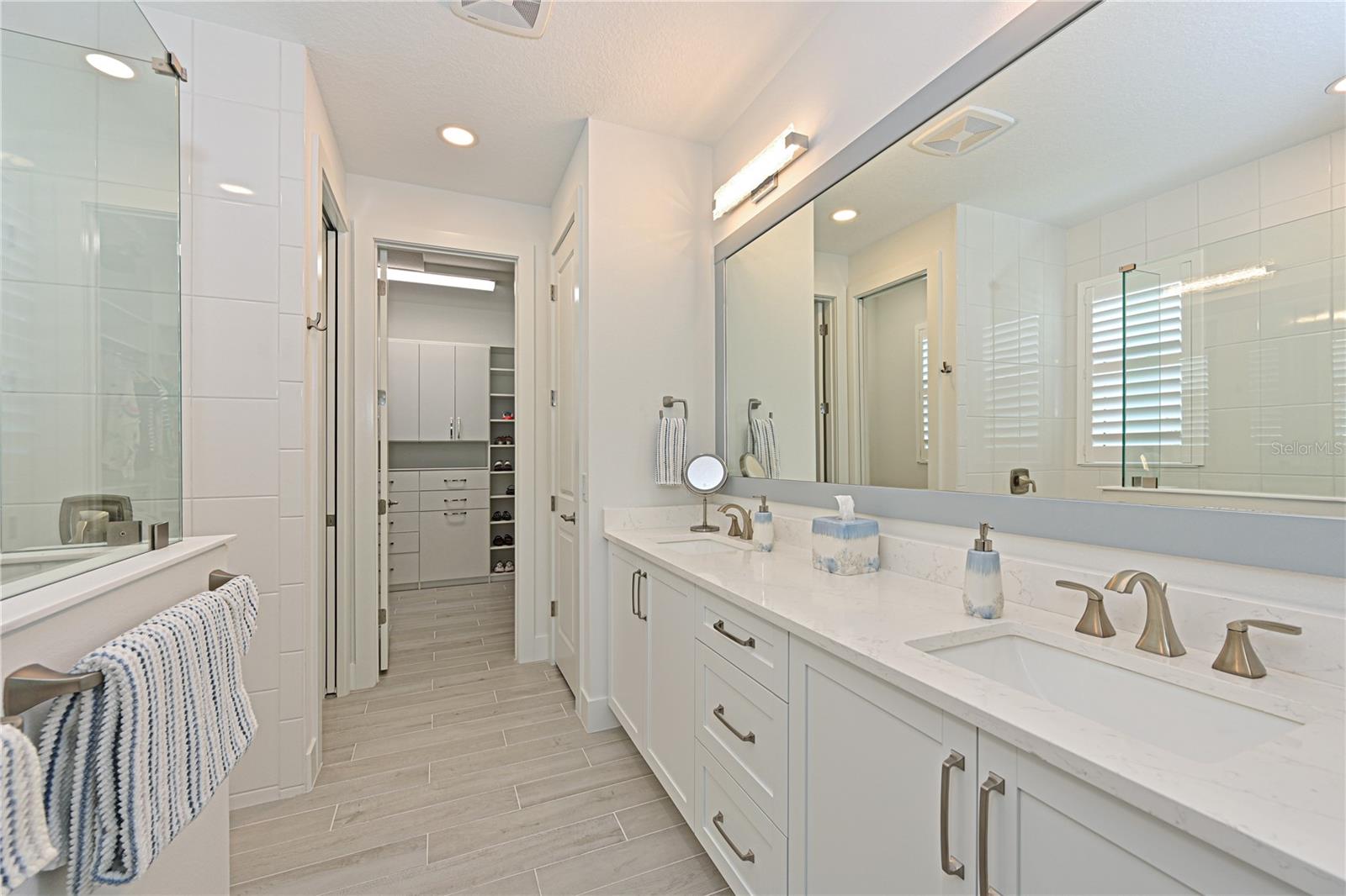 Image 26 of 68 For 8084 Slipway Drive