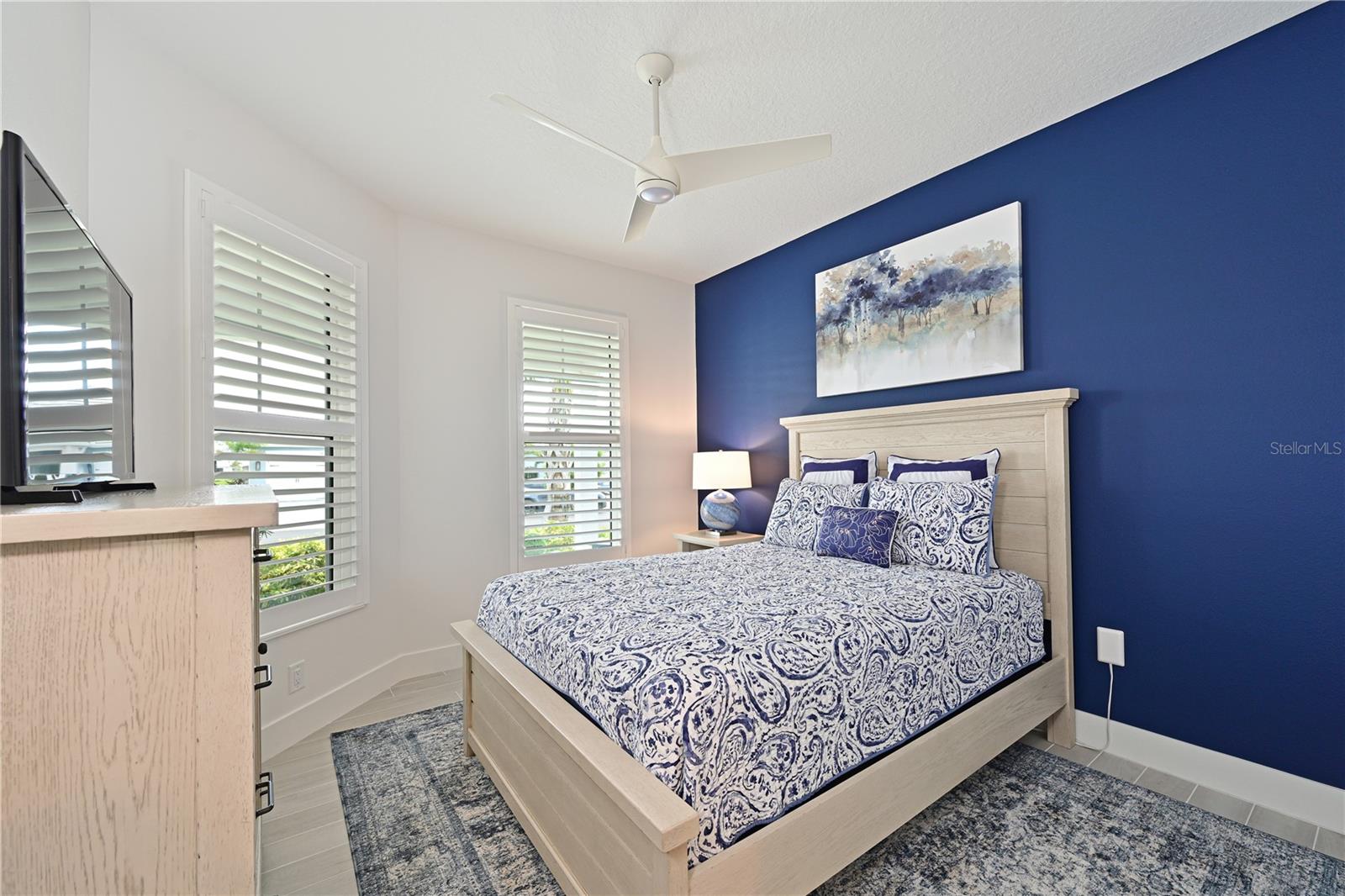 Image 28 of 68 For 8084 Slipway Drive