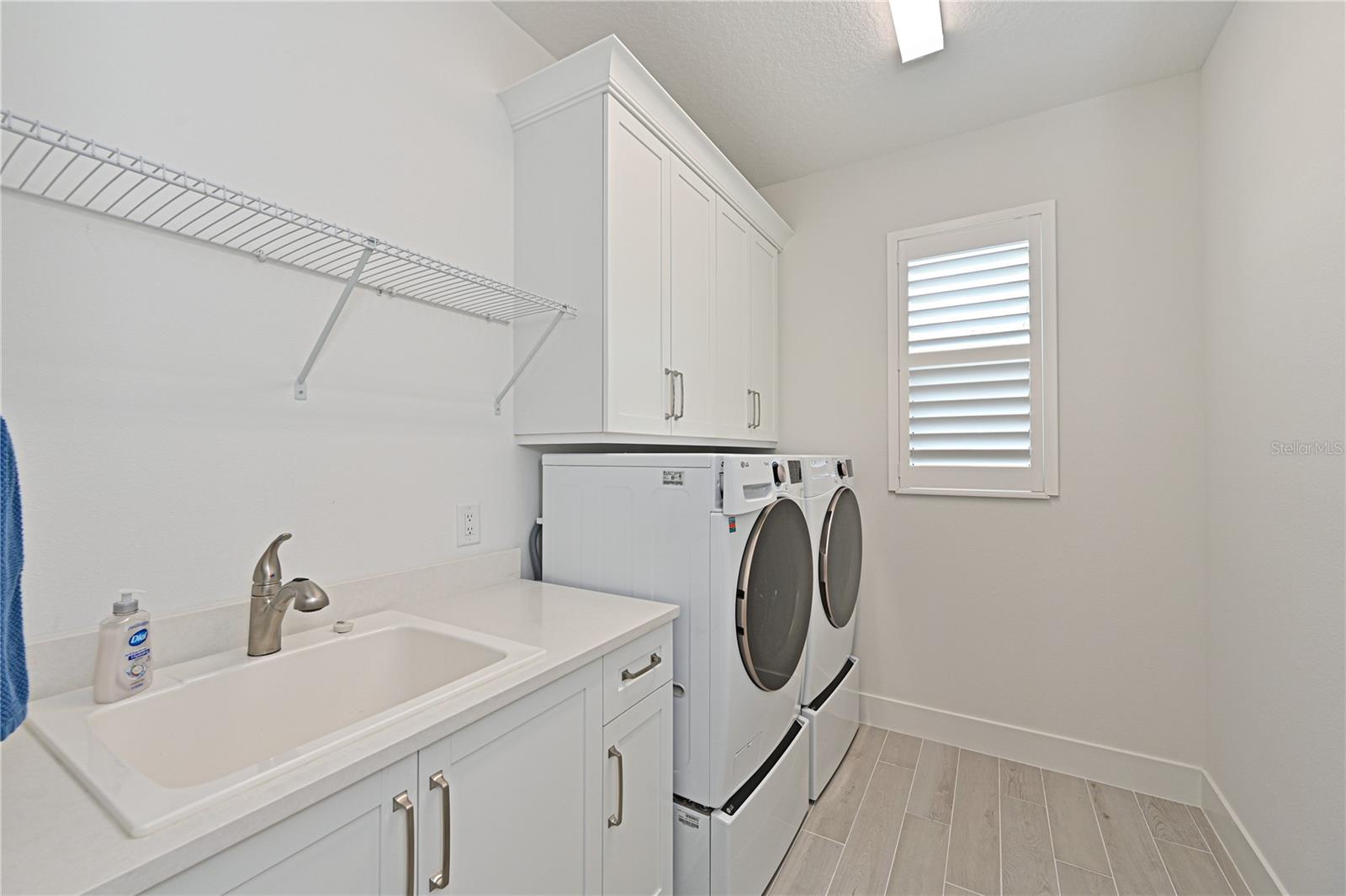 Image 31 of 68 For 8084 Slipway Drive