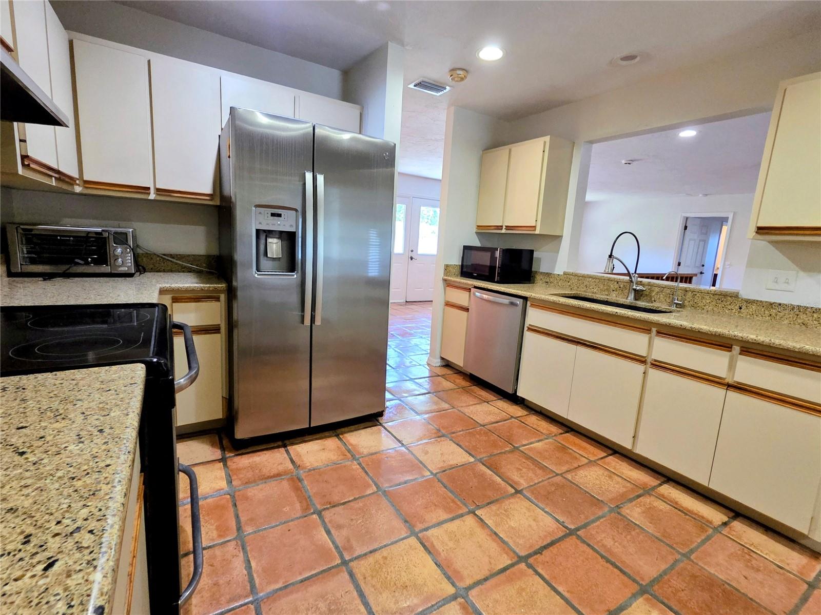 Image 14 of 65 For 7783 Saddle Creek Trail