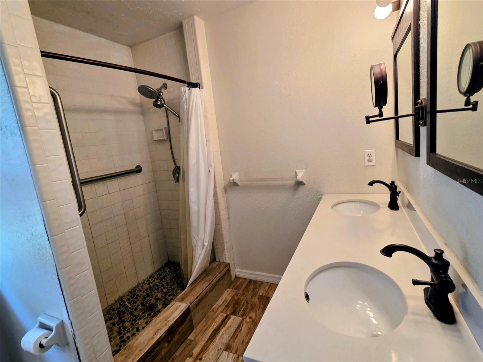 Image 24 of 65 For 7783 Saddle Creek Trail