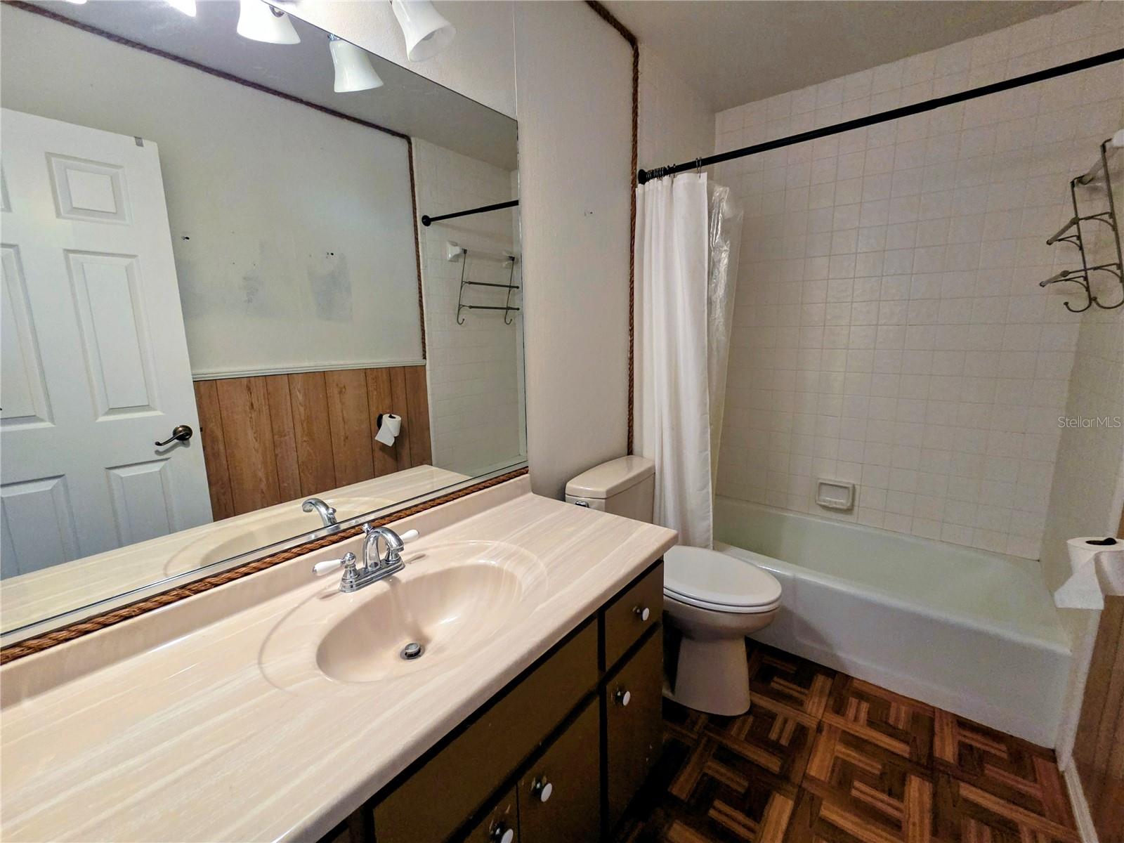 Image 34 of 65 For 7783 Saddle Creek Trail