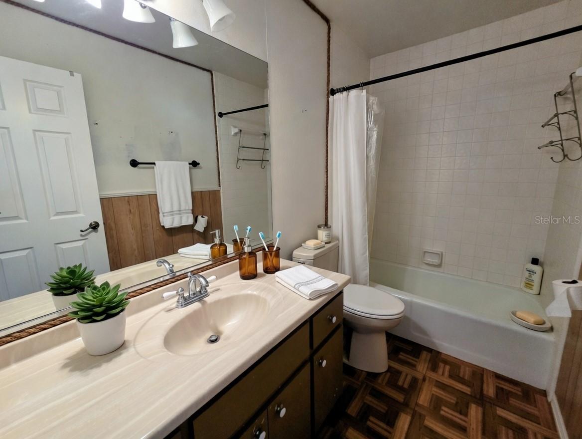 Image 35 of 65 For 7783 Saddle Creek Trail