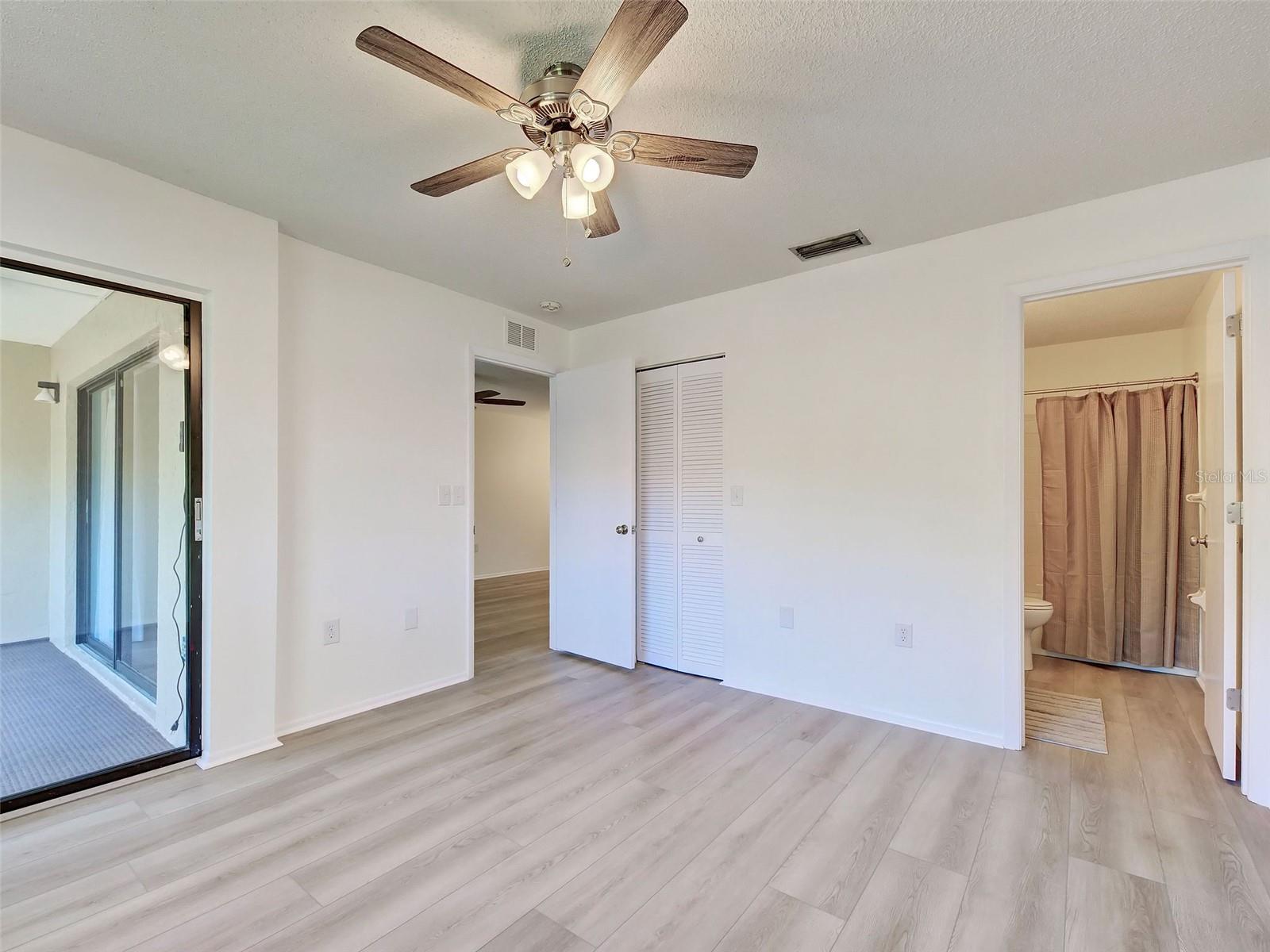 Image 14 of 58 For 7237 Cloister Drive # 207