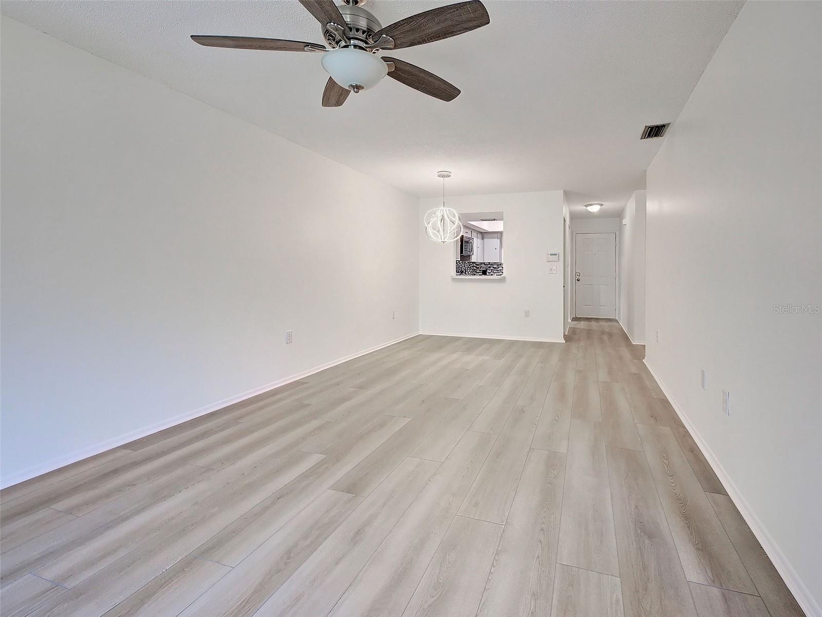 Image 6 of 58 For 7237 Cloister Drive # 207