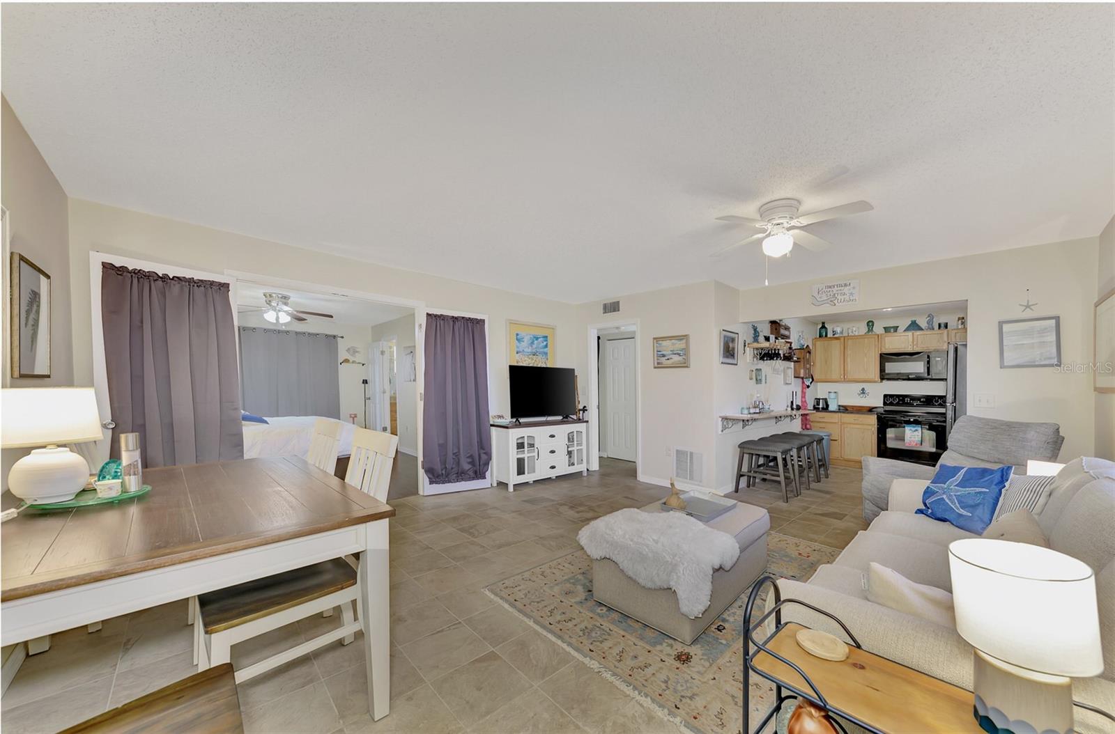 Image 11 of 41 For 4460 Ironwood Circle 102a