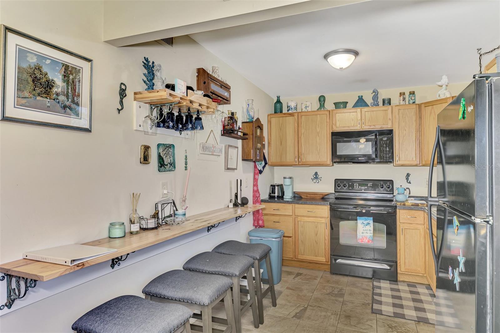 Image 14 of 41 For 4460 Ironwood Circle 102a