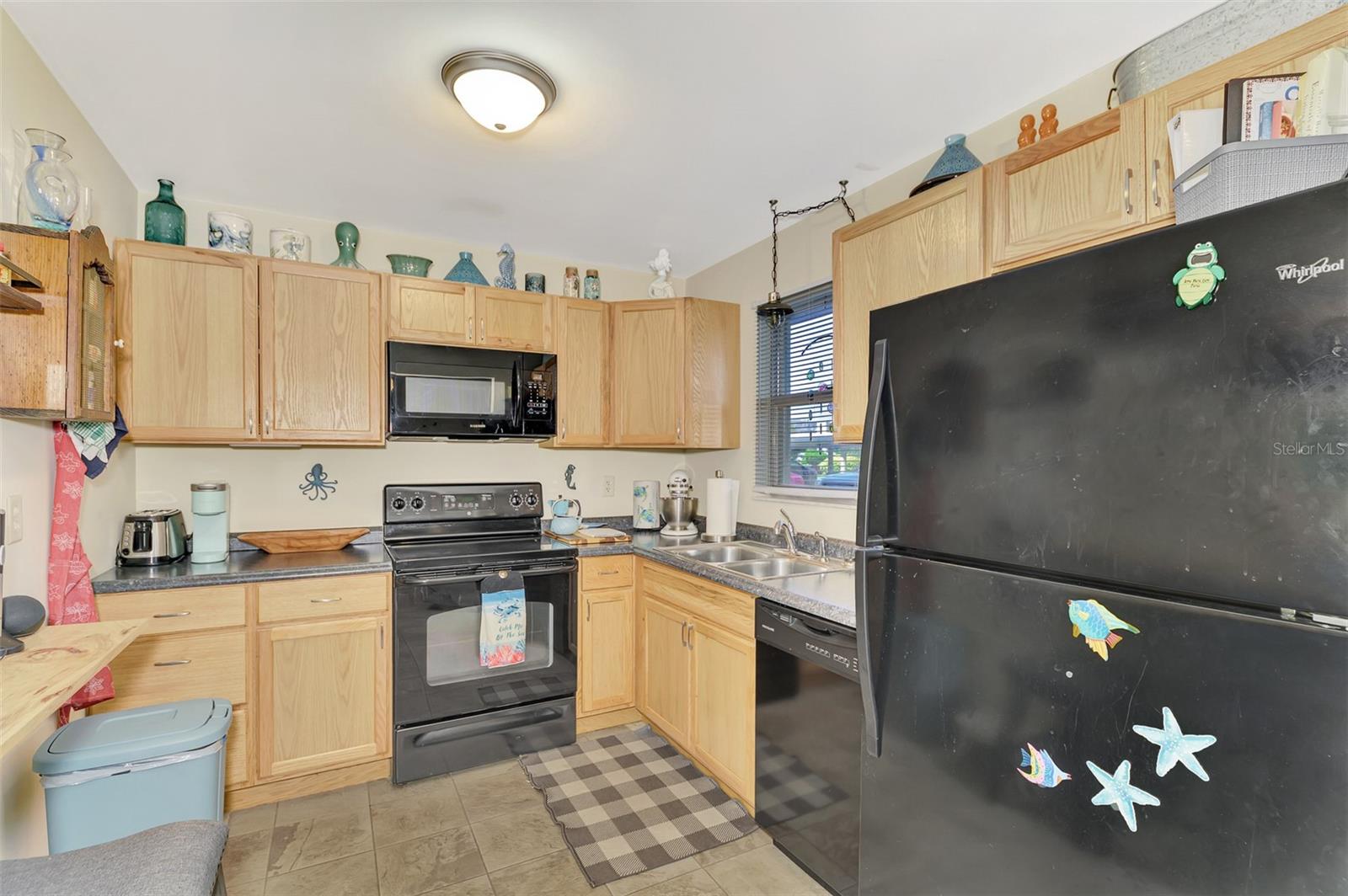 Image 15 of 41 For 4460 Ironwood Circle 102a