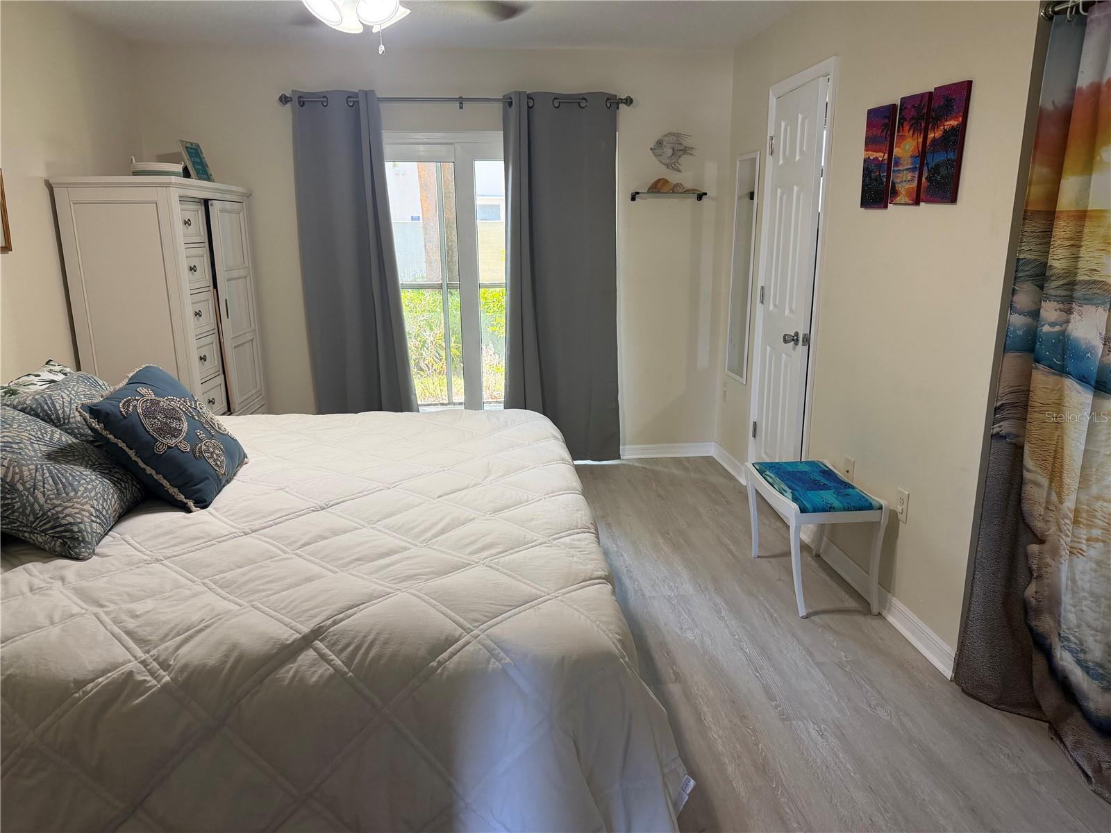 Image 20 of 41 For 4460 Ironwood Circle 102a