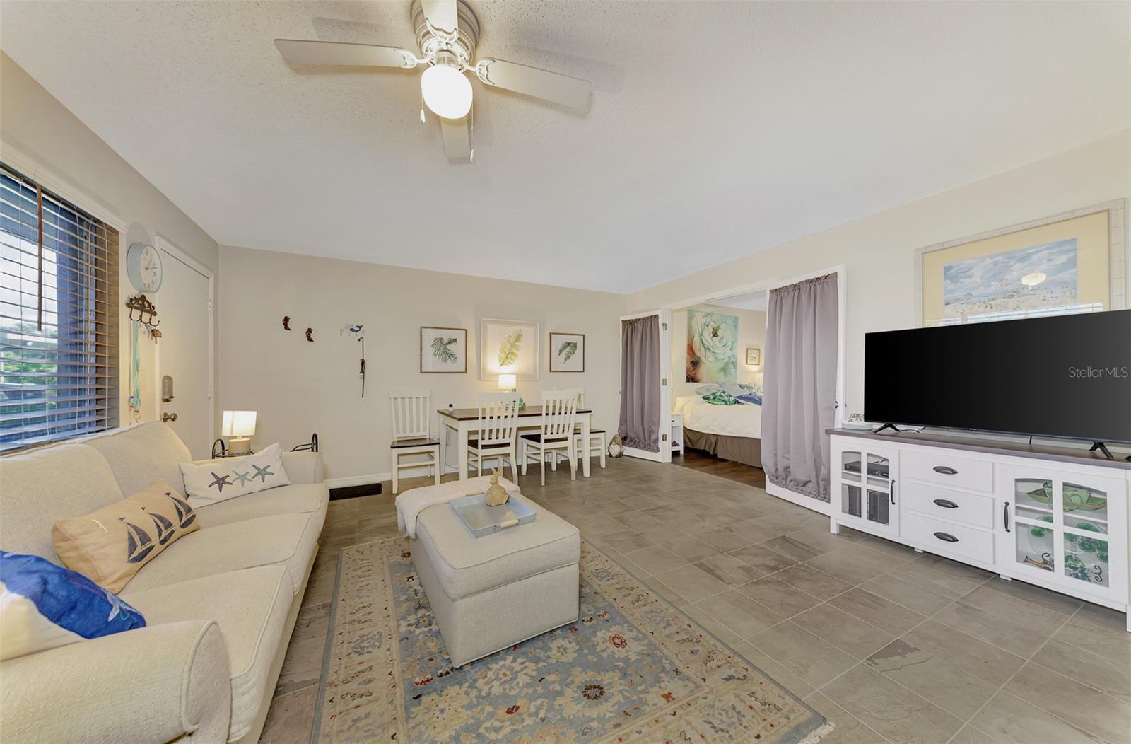 Image 9 of 41 For 4460 Ironwood Circle 102a