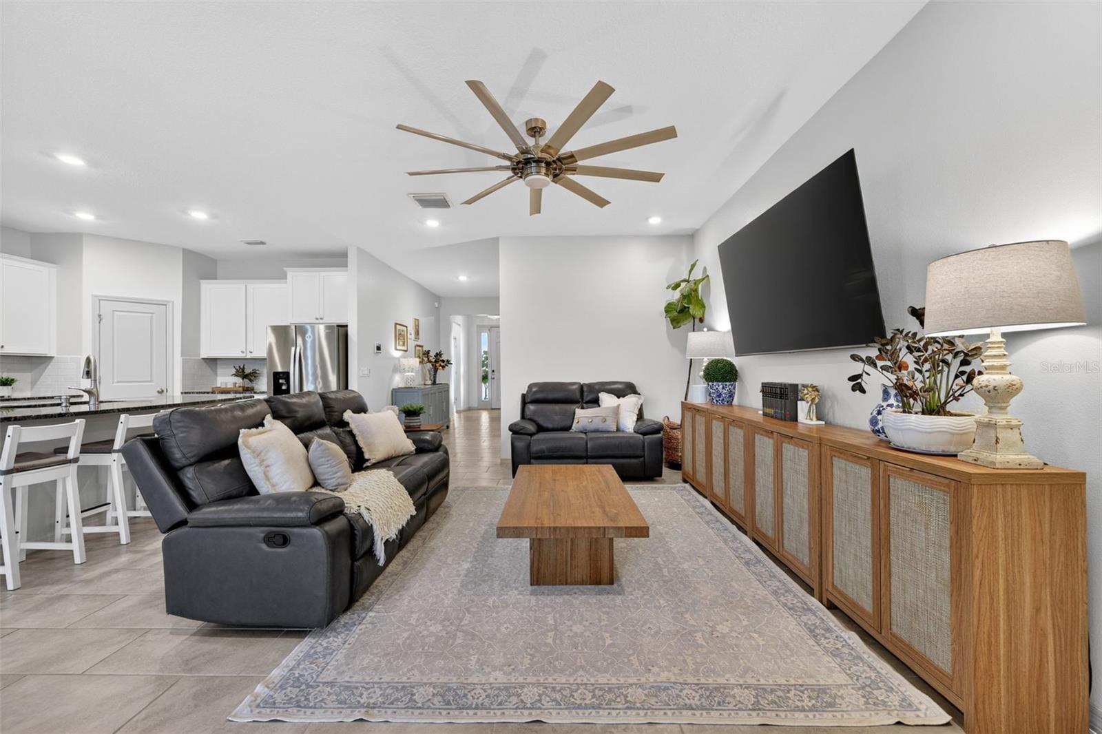 Image 16 of 62 For 5667 Woodland Sage Drive