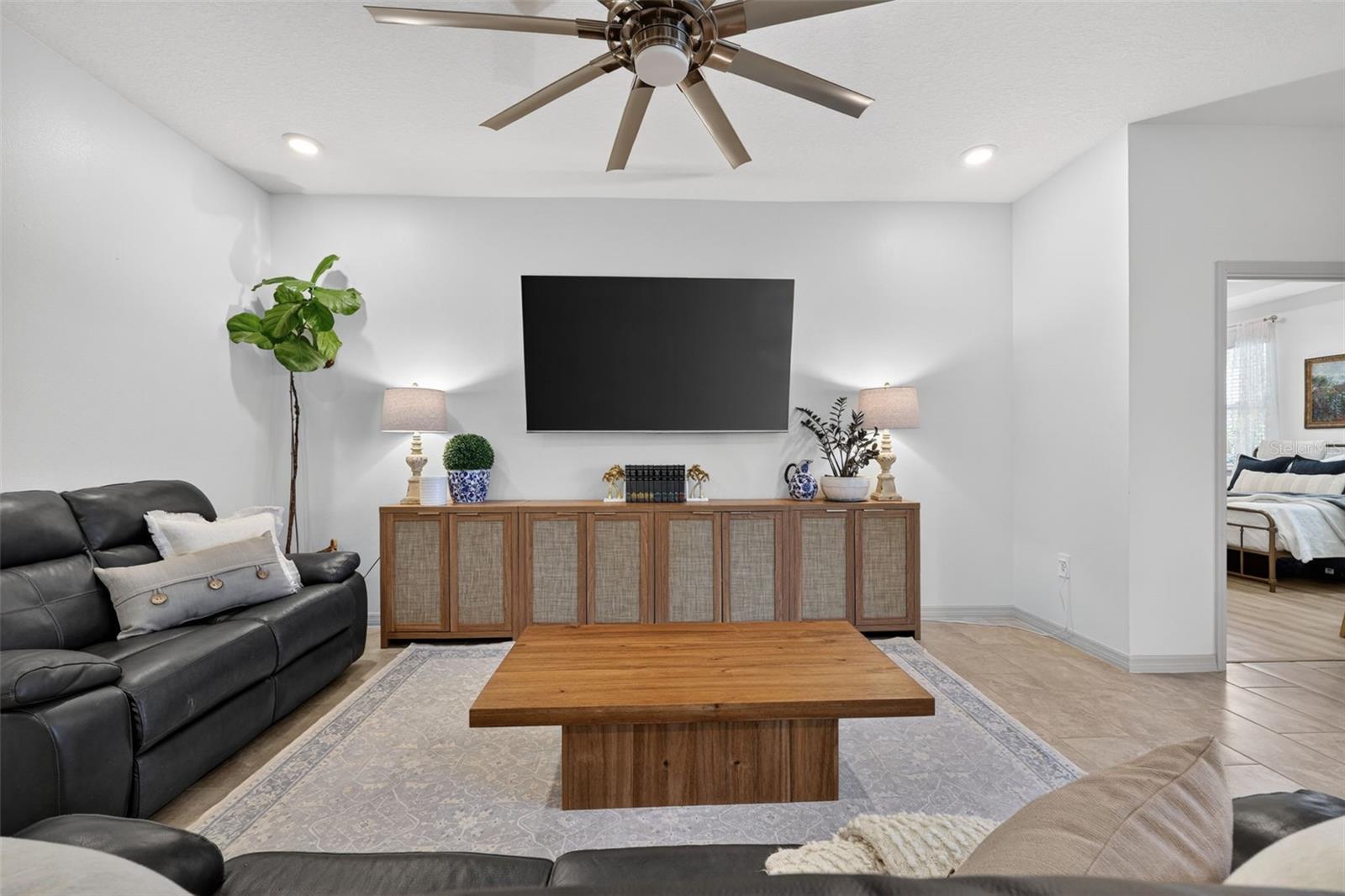 Image 20 of 62 For 5667 Woodland Sage Drive