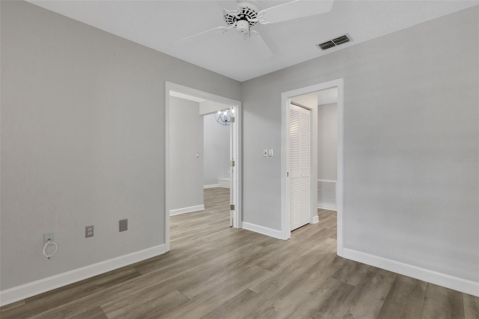 Image 42 of 68 For 4418 La Jolla Drive