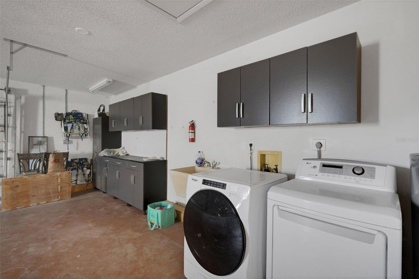 Image 44 of 68 For 4418 La Jolla Drive