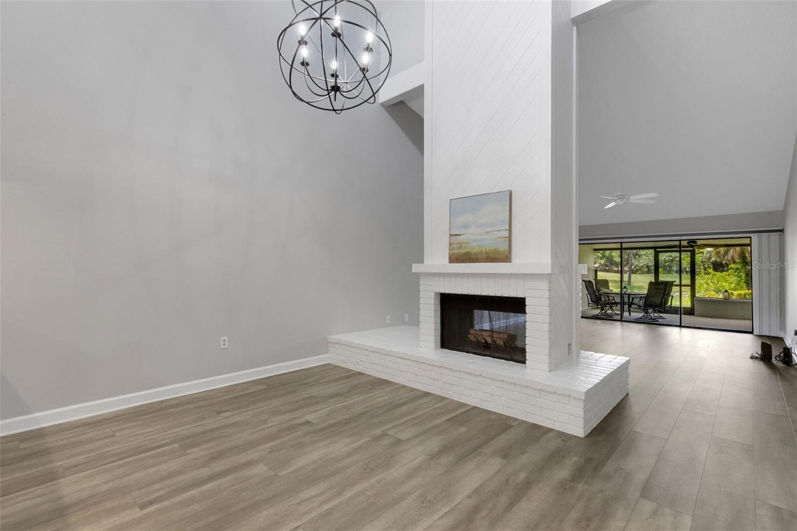 Image 45 of 68 For 4418 La Jolla Drive