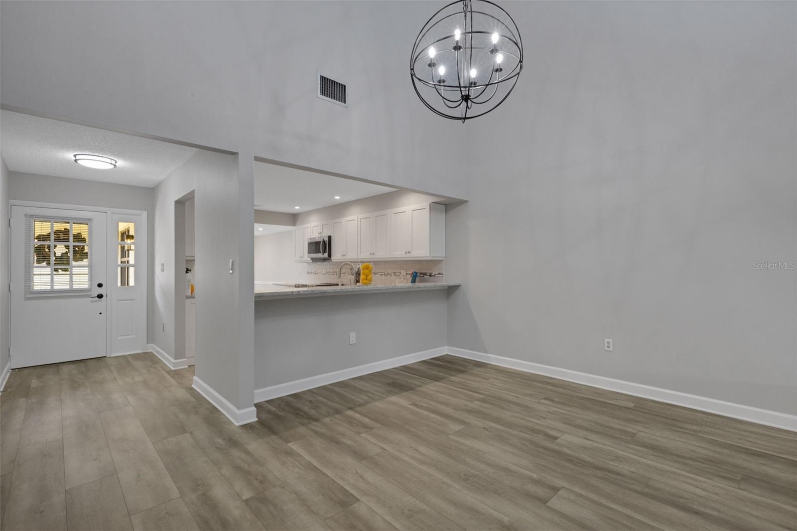 Image 49 of 68 For 4418 La Jolla Drive