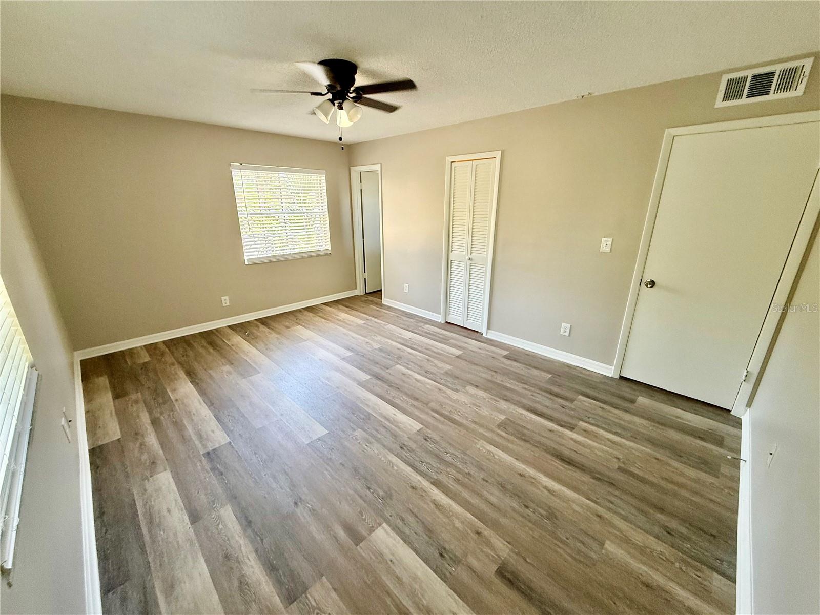 Image 18 of 28 For 2403 Aspinwall Street