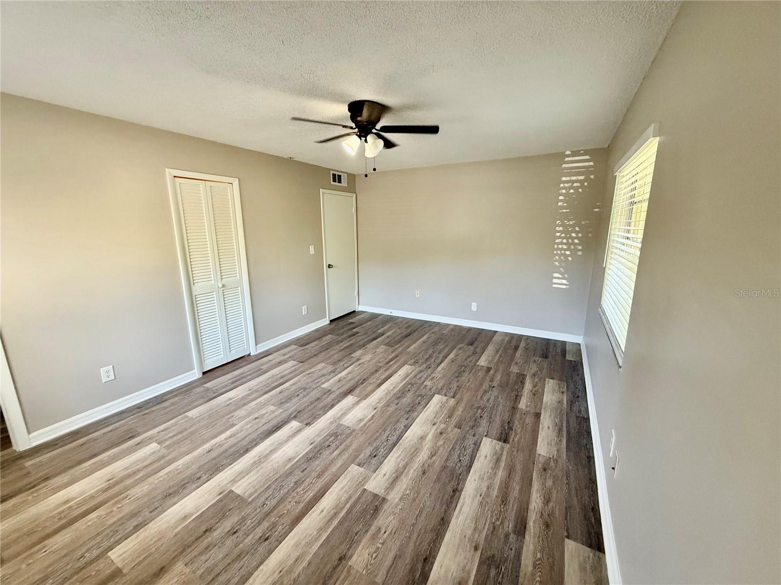 Image 19 of 28 For 2403 Aspinwall Street