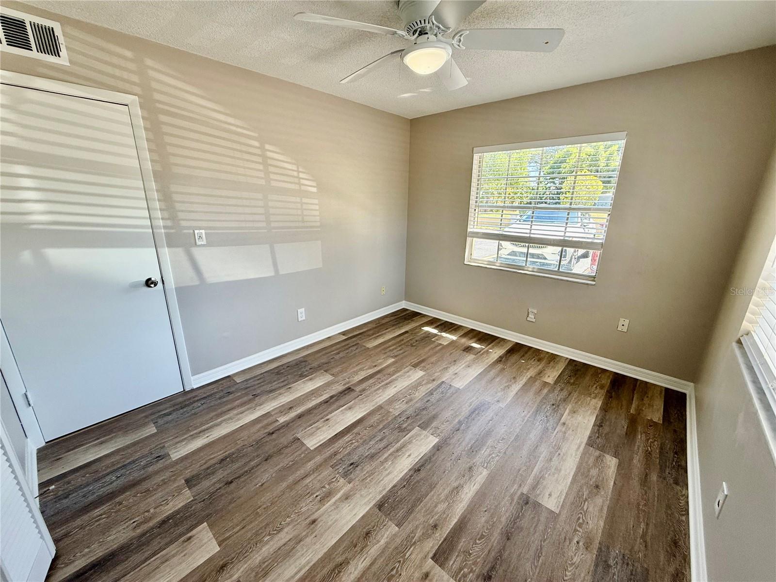 Image 25 of 28 For 2403 Aspinwall Street