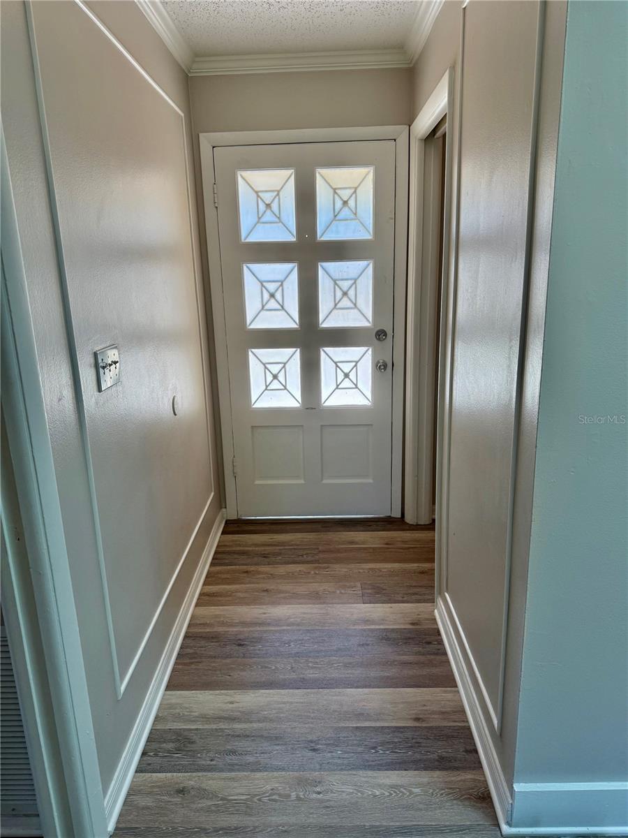 Image 4 of 28 For 2403 Aspinwall Street