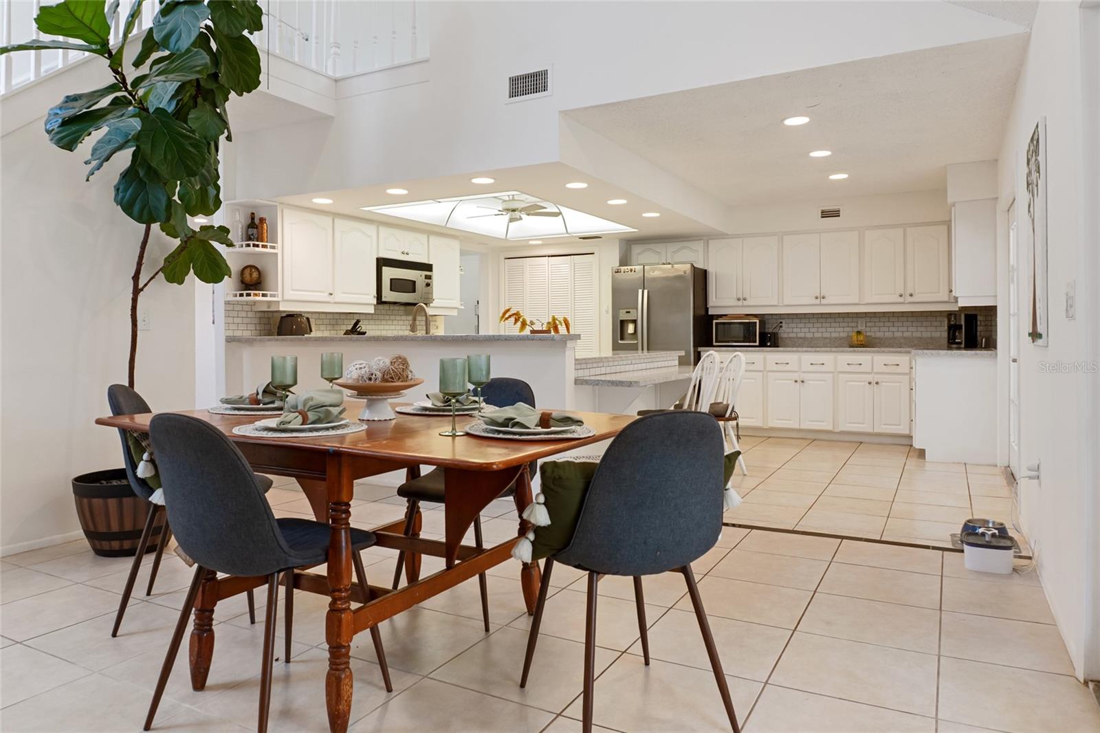 Image 18 of 54 For 7303 Manatee Street