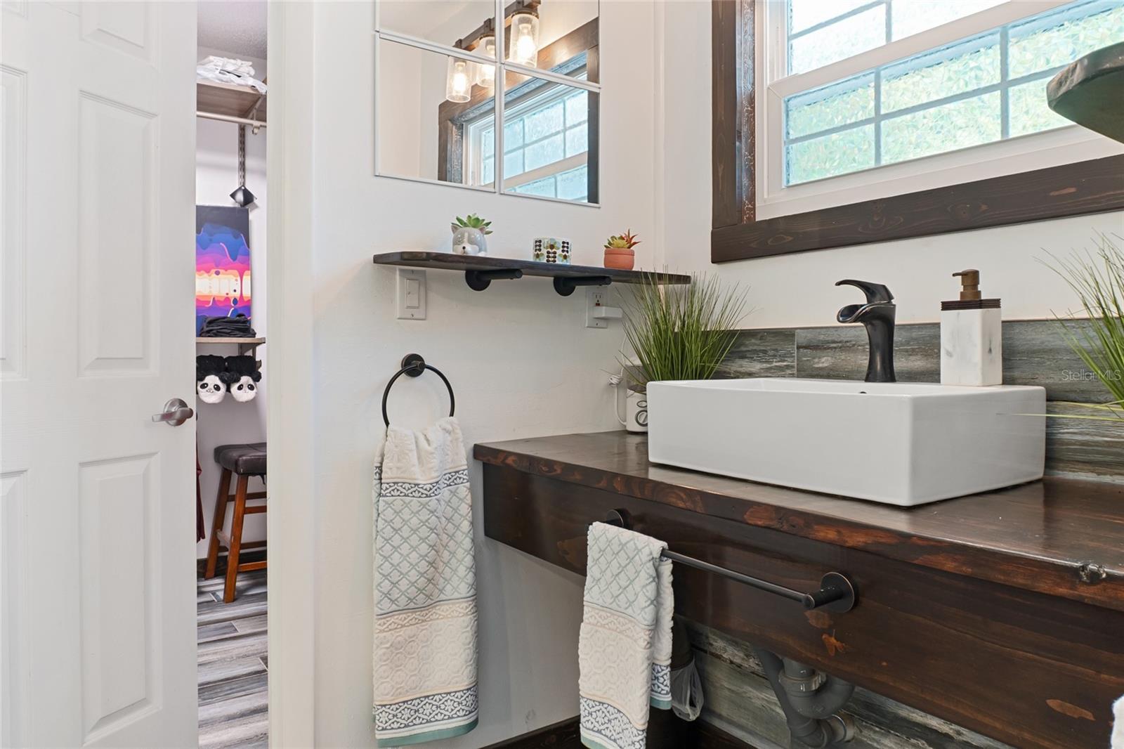 Image 30 of 54 For 7303 Manatee Street