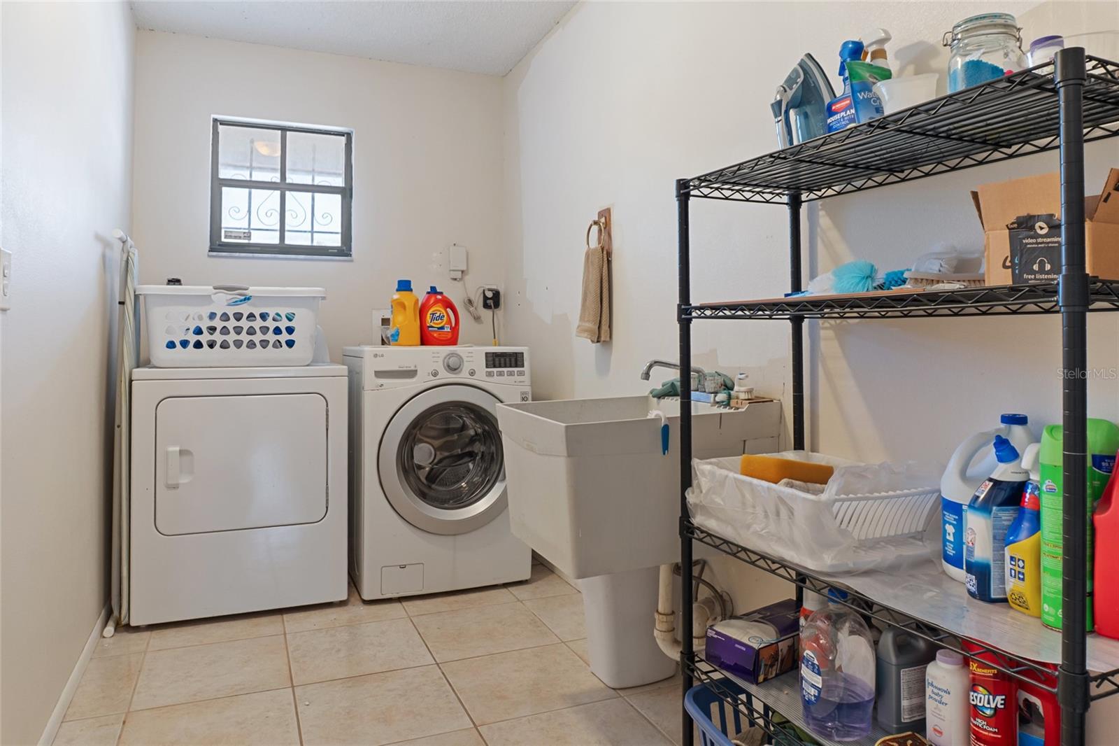 Image 33 of 54 For 7303 Manatee Street