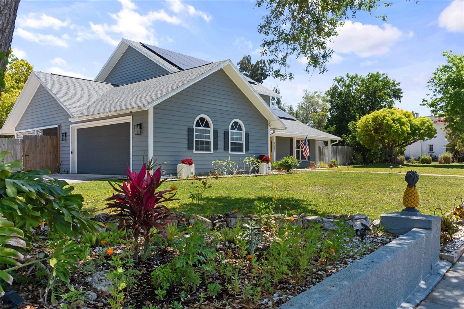 Image 5 of 54 For 7303 Manatee Street