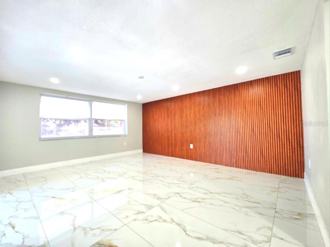 Image 8 of 15 For 7715 Cherrytree Lane