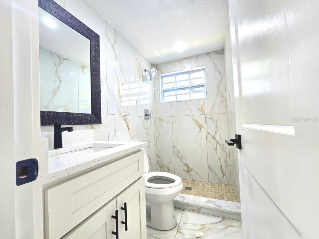 Image 9 of 15 For 7715 Cherrytree Lane