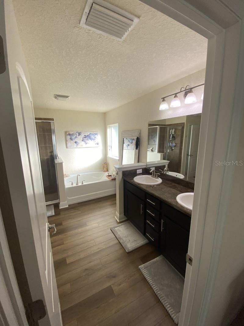 Image 4 of 6 For 4634 27th Street