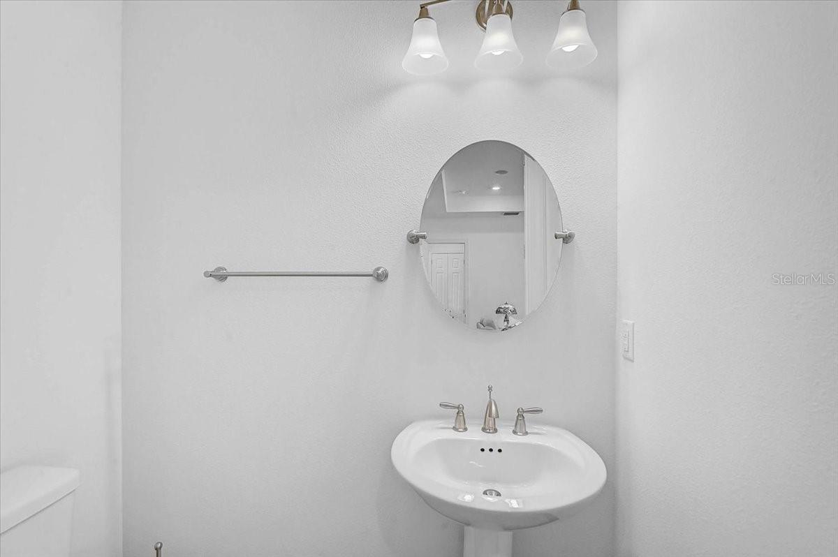 Image 18 of 44 For 113 Burney Road