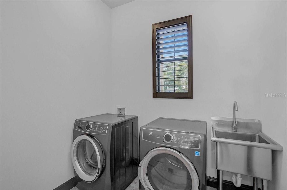 Image 29 of 44 For 113 Burney Road