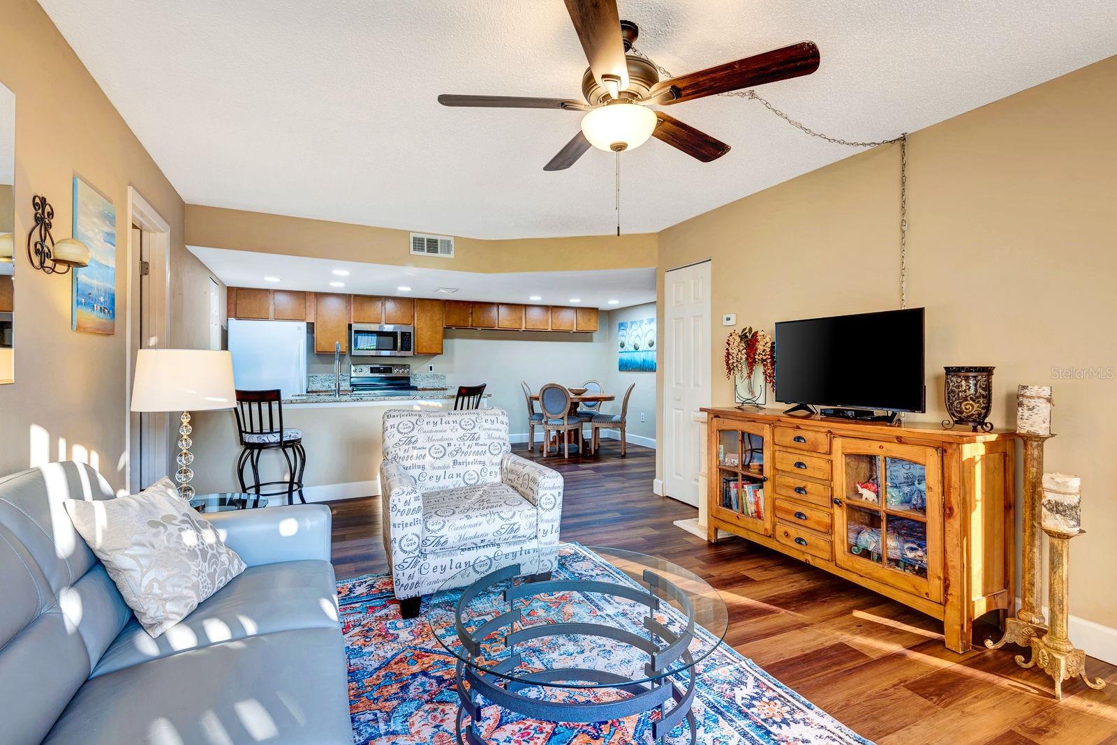 Image 5 of 45 For 2721 72nd Street Court W