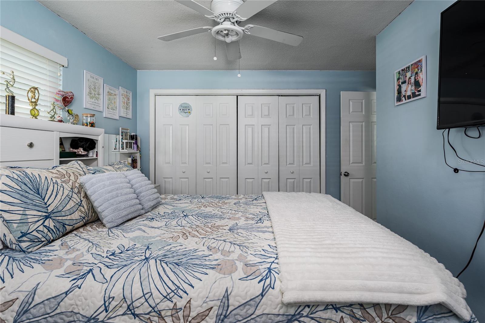 Image 14 of 33 For 6232 33rd Avenue N