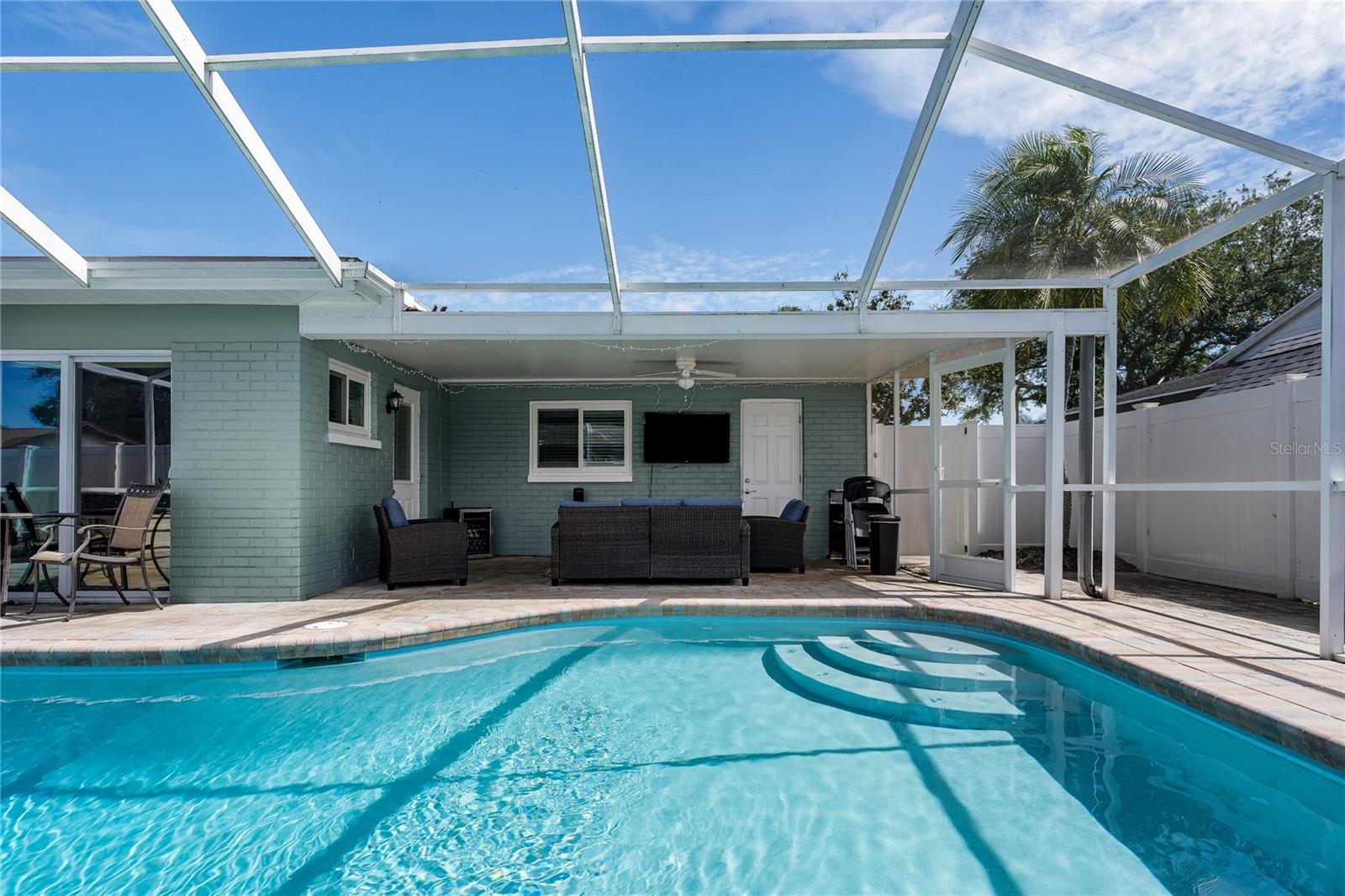 Image 20 of 33 For 6232 33rd Avenue N