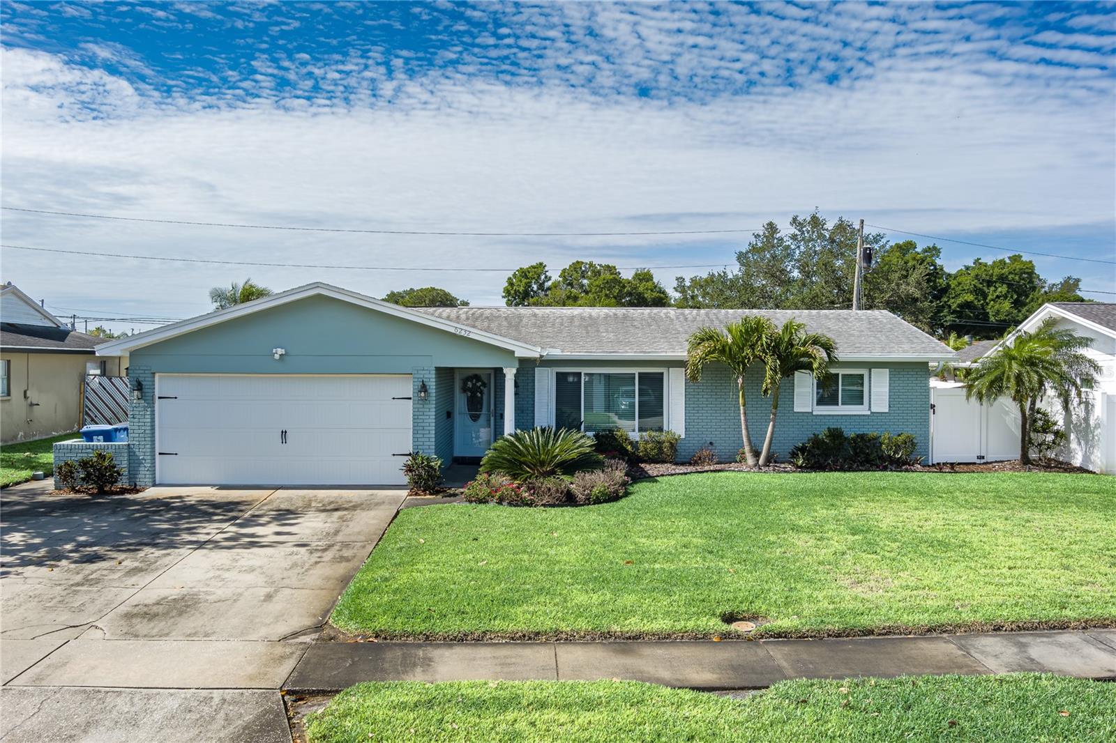 Image 22 of 33 For 6232 33rd Avenue N