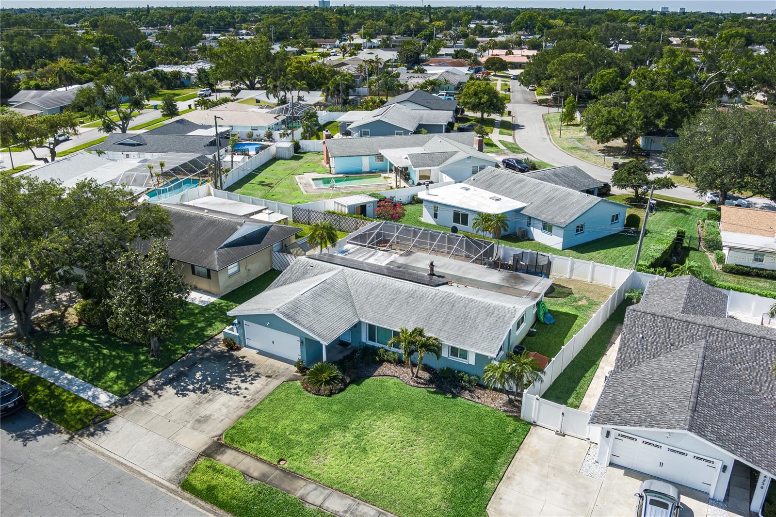 Image 26 of 33 For 6232 33rd Avenue N