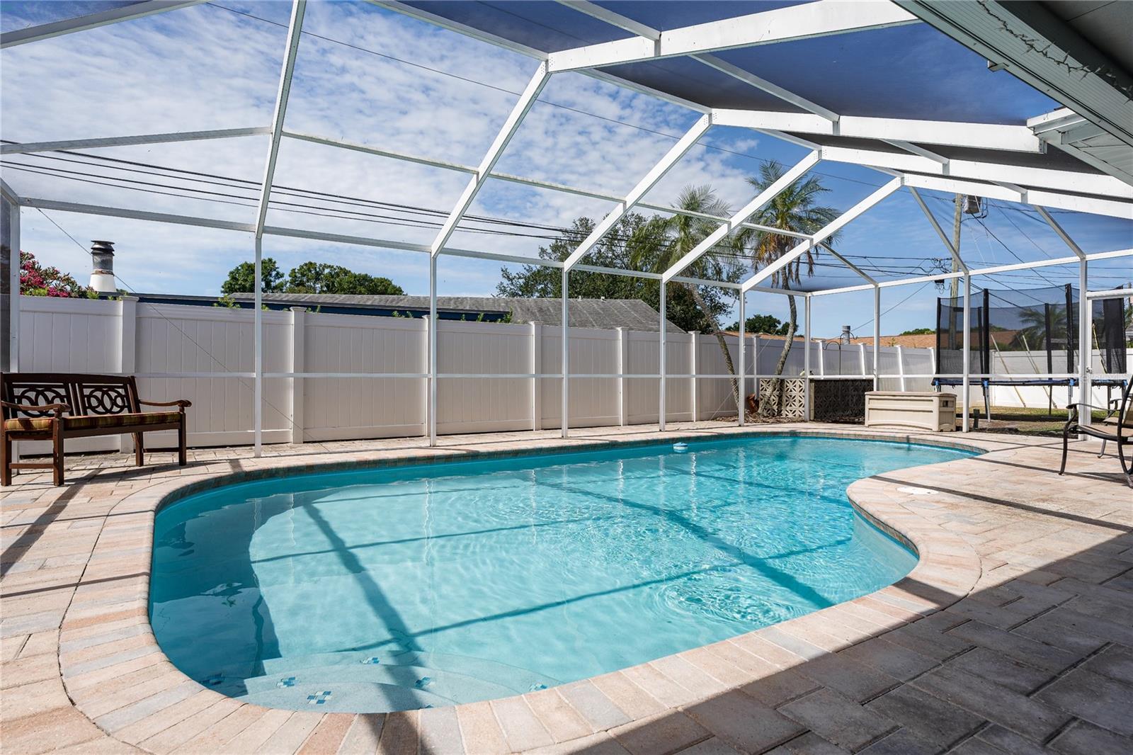 Image 3 of 33 For 6232 33rd Avenue N