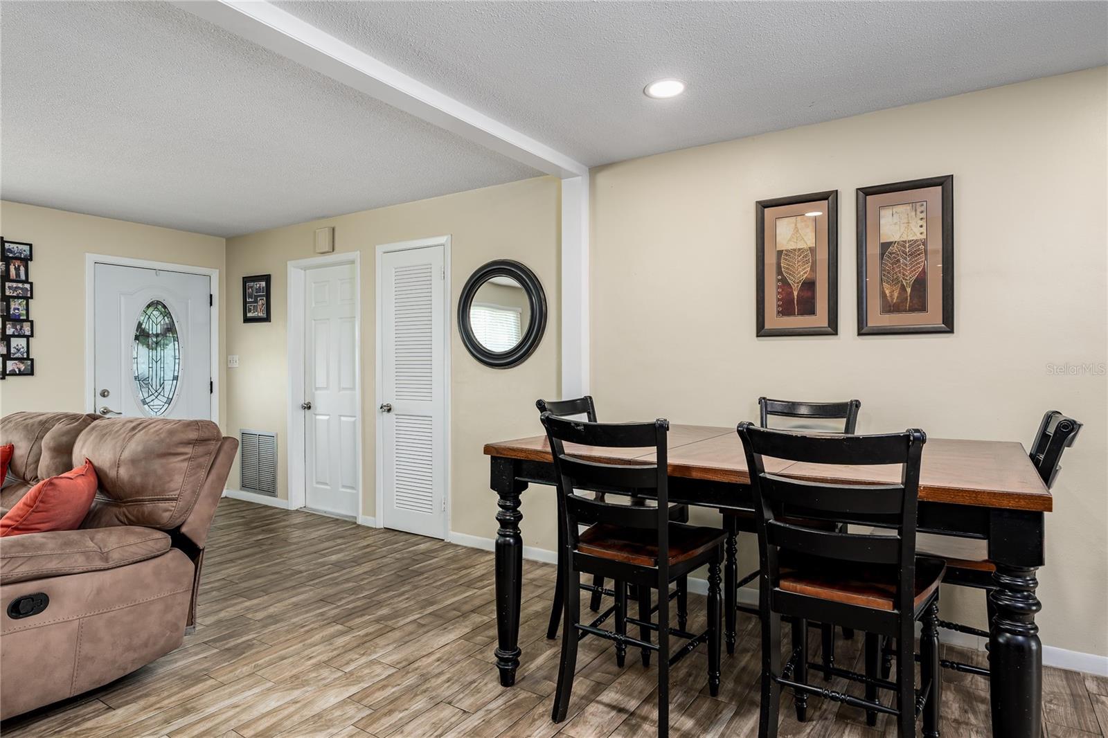 Image 8 of 33 For 6232 33rd Avenue N