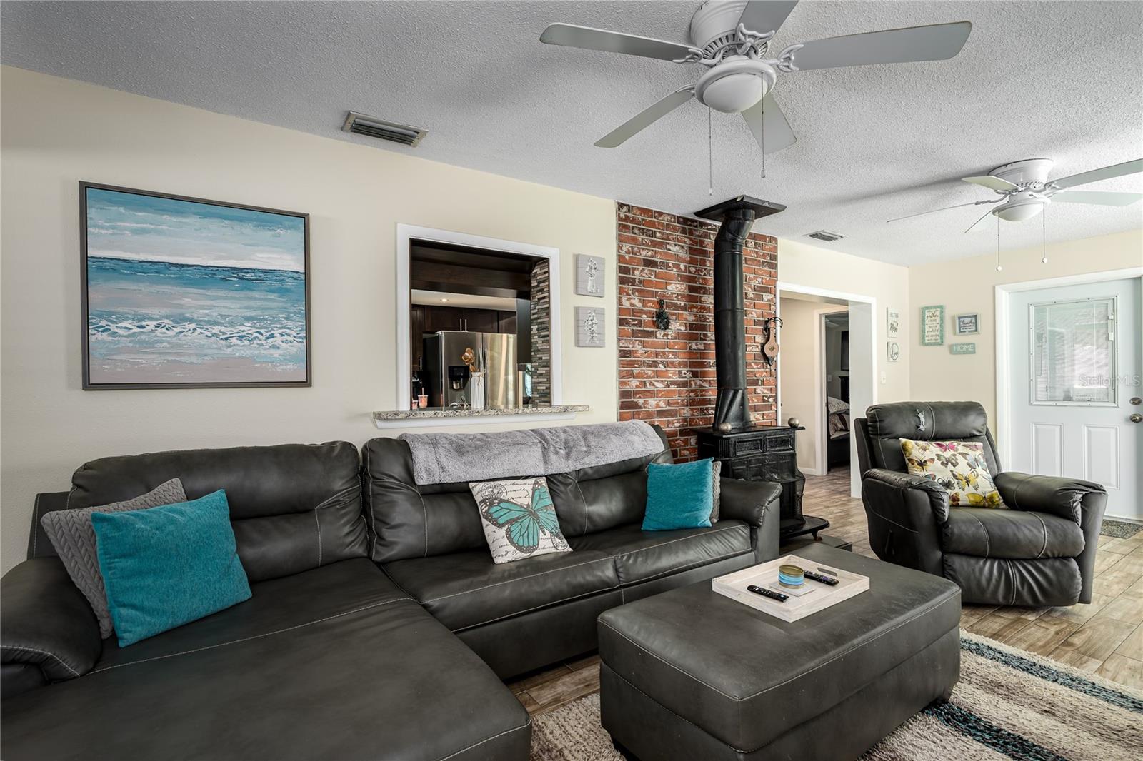 Image 9 of 33 For 6232 33rd Avenue N