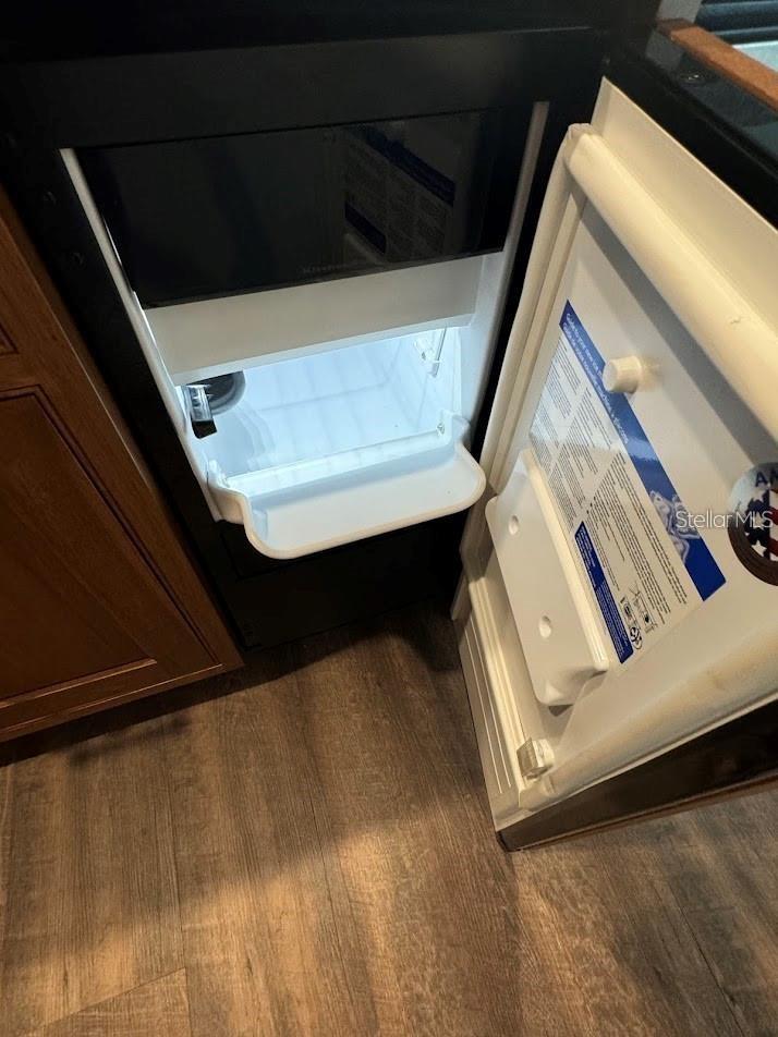 Image 20 of 57 For 5033 Vivienda Way 19