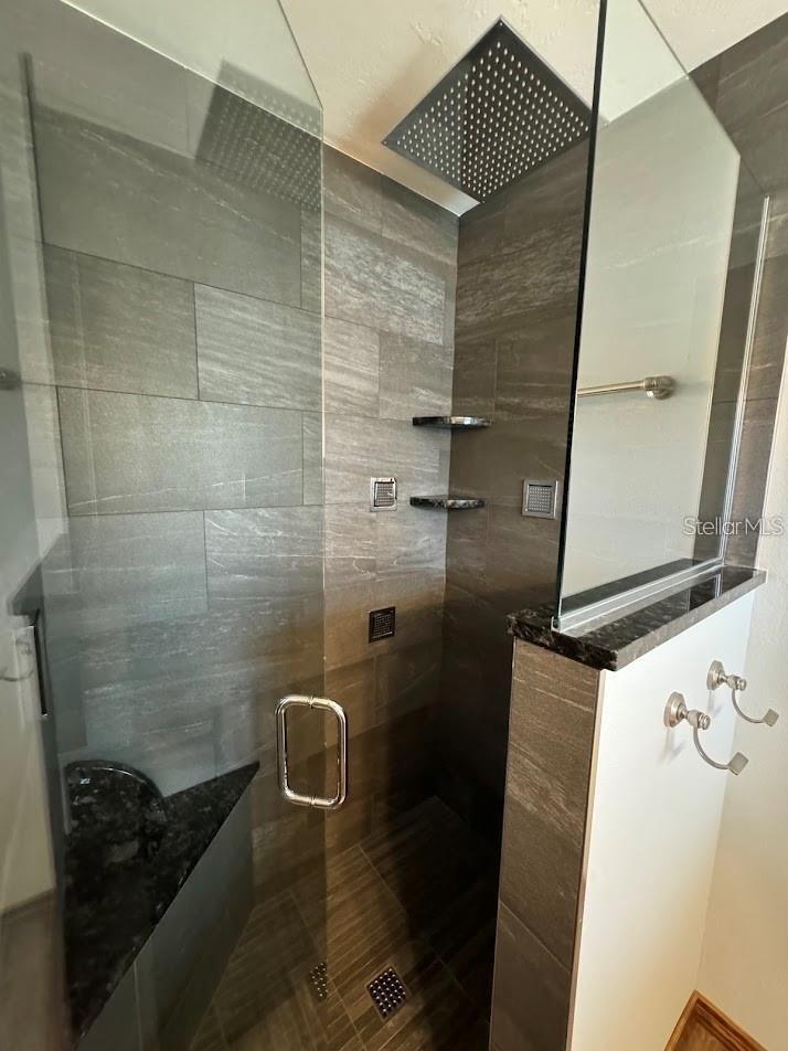 Image 37 of 57 For 5033 Vivienda Way 19