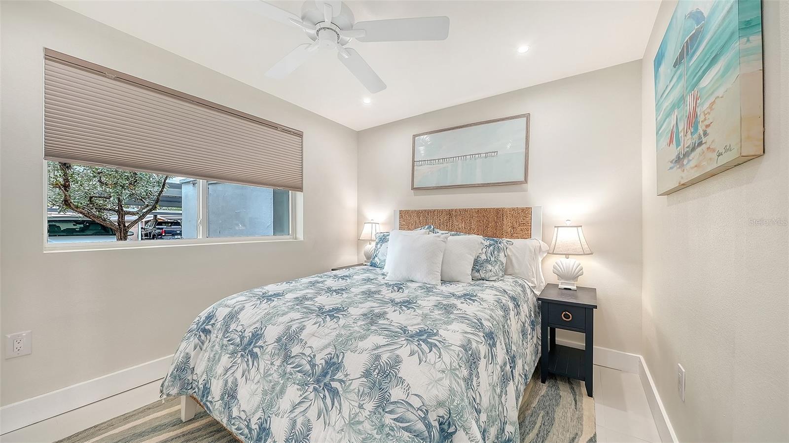 Image 15 of 46 For 771 John Ringling Boulevard 5