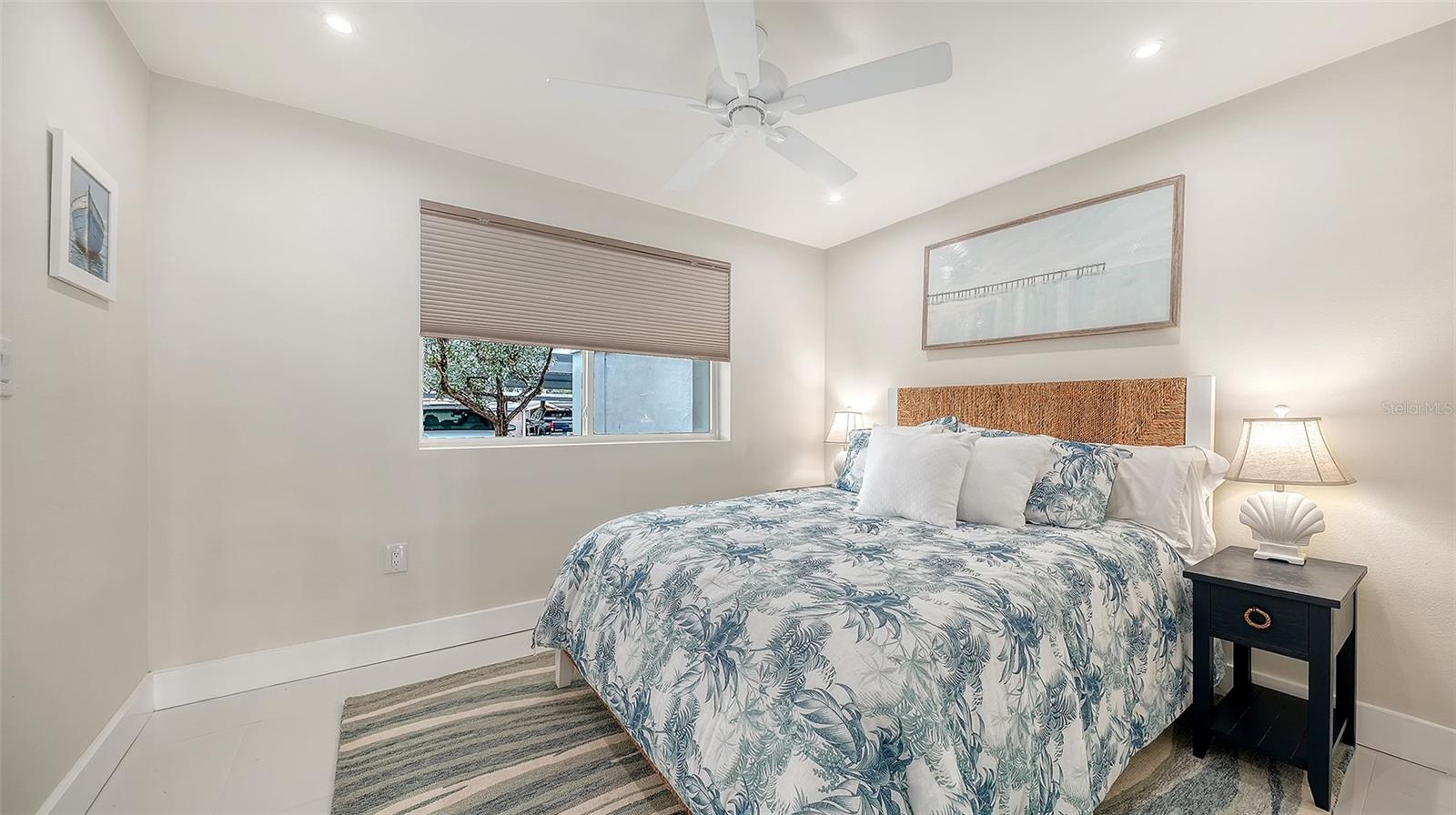 Image 16 of 46 For 771 John Ringling Boulevard 5