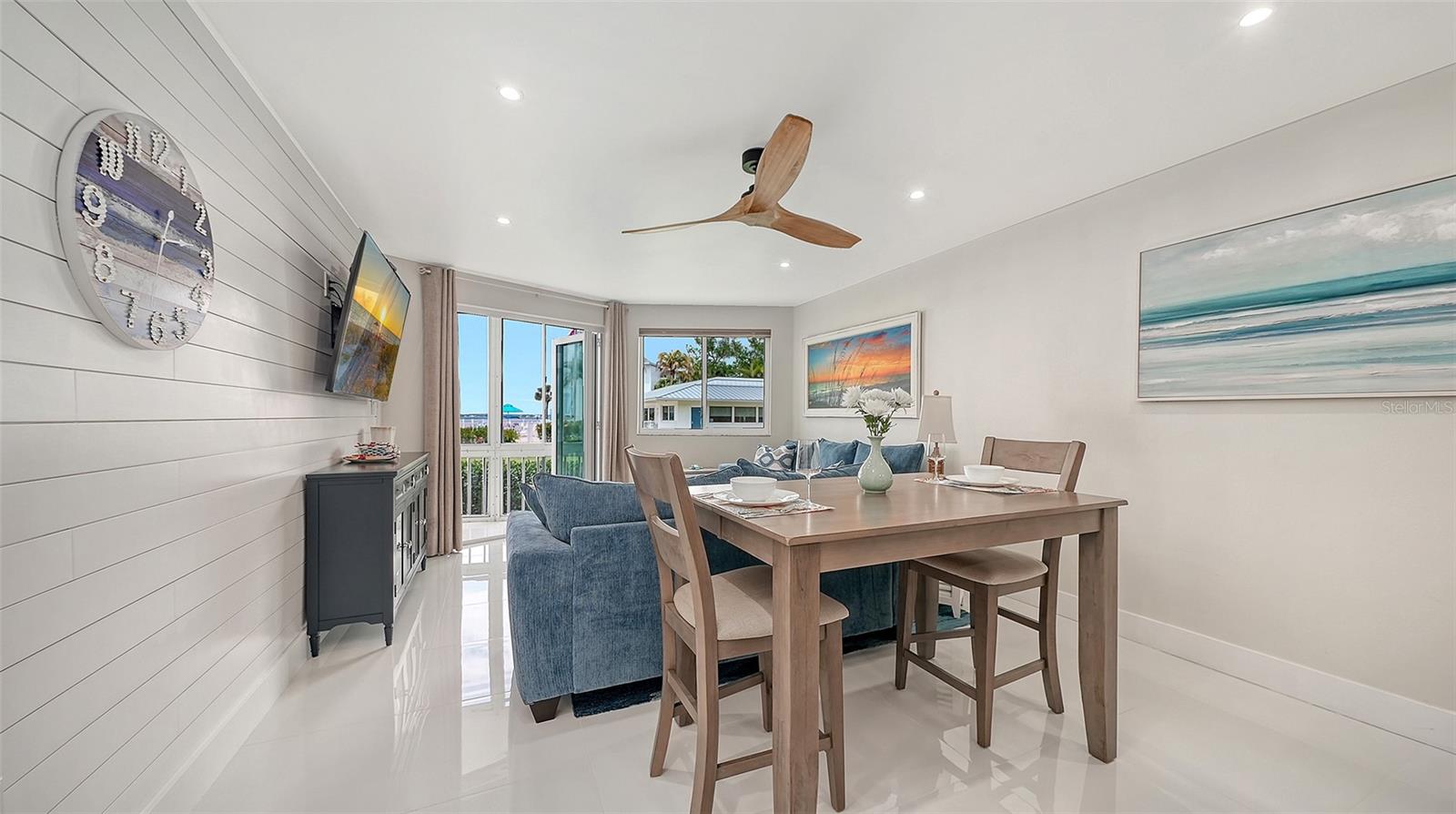 Image 27 of 46 For 771 John Ringling Boulevard 5